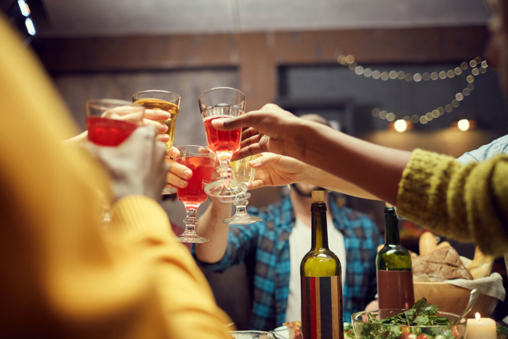 Cheers Good Life in Charlotte Pine 25 North End